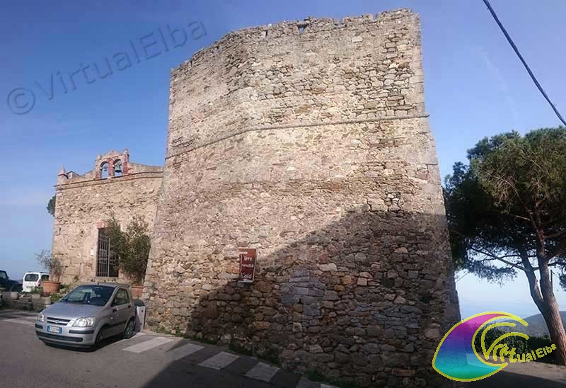 Fortezza Pisana - Piazza Belvedere a San Piero