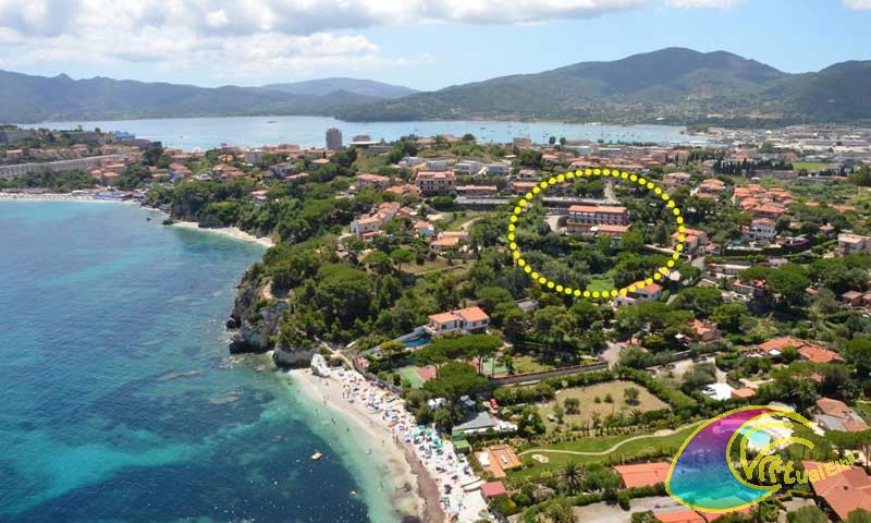 Spiaggia delle Padulella e Hotel Acquamarina