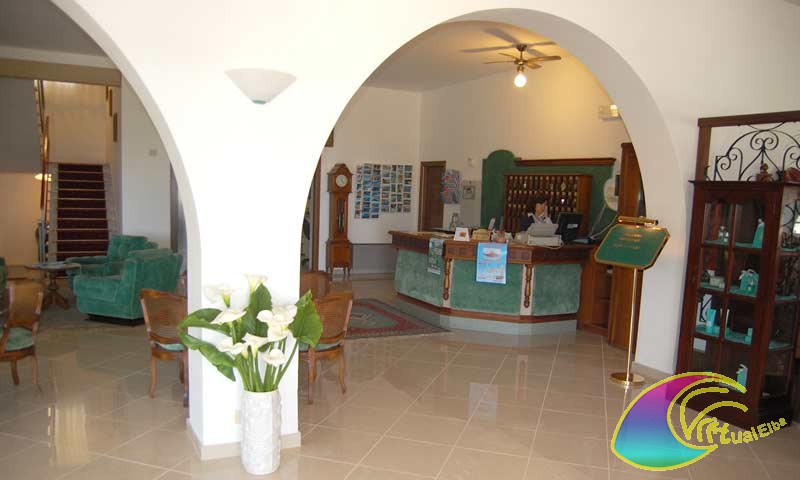Hall Hotel Acquamarina