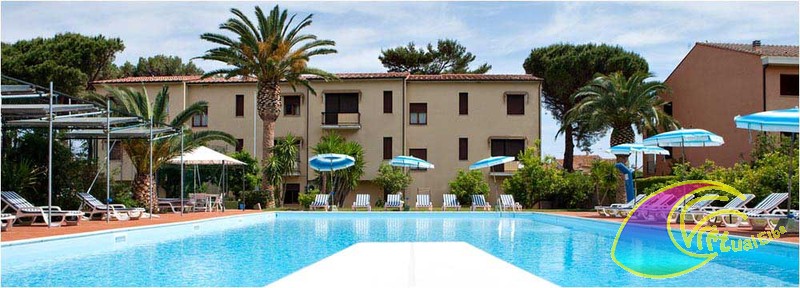 Piscina Hotel Marinella