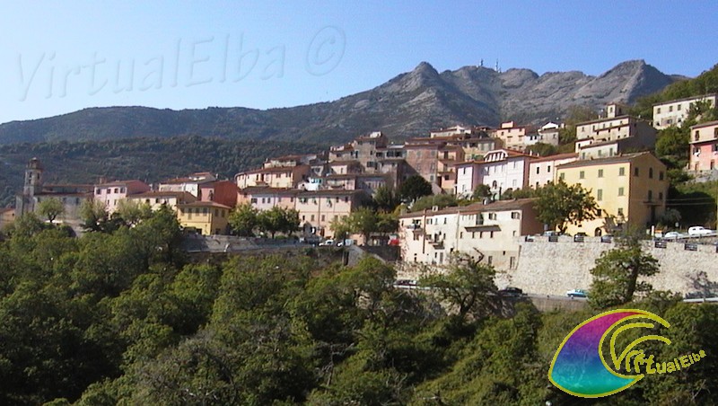 Marciana Alta e il Monte Capanne